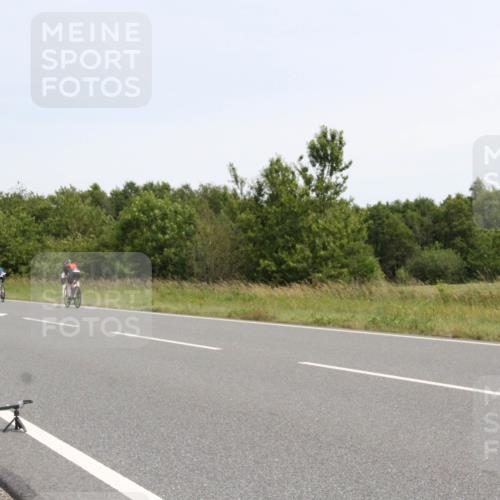 22.06.2025 - Viking Triathlon Yannick Fuchs http://msf.ph/oto/8077178 22.06.2025 12:01:39 Radfahren 16, 36, 133, 146 meine-sportfotos.de