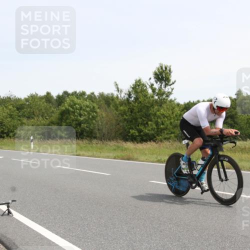 22.06.2025 - Viking Triathlon Yannick Fuchs http://msf.ph/oto/8077205 22.06.2025 12:01:48 Radfahren 147, 448 meine-sportfotos.de