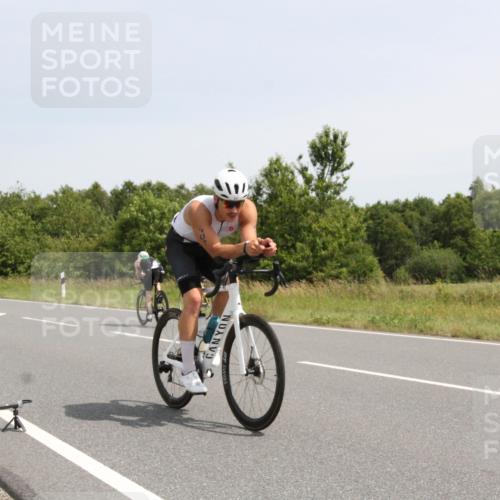 22.06.2025 - Viking Triathlon Yannick Fuchs http://msf.ph/oto/8077340 22.06.2025 12:02:33 Radfahren 90, 278, 350, 384, 388, 407, 423, 522, 534, 536, 642 meine-sportfotos.de