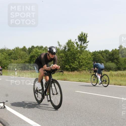 22.06.2025 - Viking Triathlon Yannick Fuchs http://msf.ph/oto/8077482 22.06.2025 12:02:51 Radfahren 19, 84, 122, 127, 137, 240, 244, 316, 377, 452, 531 meine-sportfotos.de