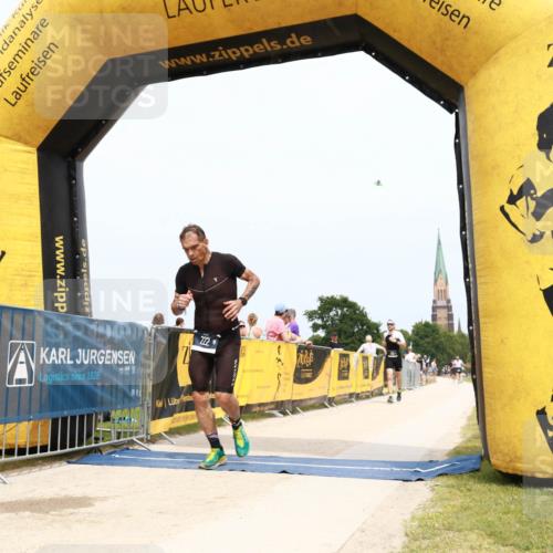 22.06.2025 - Viking Triathlon H.Heesch http://msf.ph/oto/8077566 22.06.2025 15:15:43 Laufen 222 meine-sportfotos.de