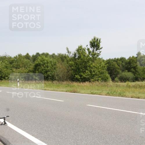 22.06.2025 - Viking Triathlon Yannick Fuchs http://msf.ph/oto/8077686 22.06.2025 12:04:04 Radfahren 42, 142, 149, 351, 378 meine-sportfotos.de