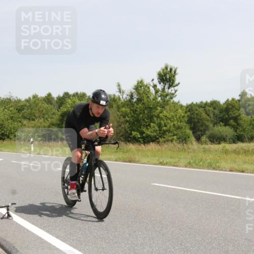 22.06.2025 - Viking Triathlon Yannick Fuchs http://msf.ph/oto/8077724 22.06.2025 12:04:12 Radfahren 38, 42, 142, 149, 333, 517, 650 meine-sportfotos.de