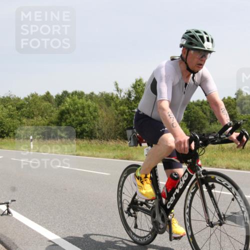 22.06.2025 - Viking Triathlon Yannick Fuchs http://msf.ph/oto/8077799 22.06.2025 12:04:33 Radfahren 175, 270, 296, 399, 412, 430, 533 meine-sportfotos.de