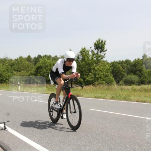 22.06.2025 - Viking Triathlon Yannick Fuchs http://msf.ph/oto/8077855 22.06.2025 12:04:49 Radfahren 9, 26, 80, 101, 272, 299, 362, 385, 496, 554 meine-sportfotos.de