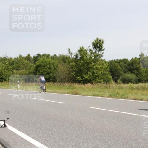 22.06.2025 - Viking Triathlon Yannick Fuchs http://msf.ph/oto/8077877 22.06.2025 12:04:51 Radfahren 9, 26, 80, 101, 272, 299, 362, 385, 496 meine-sportfotos.de