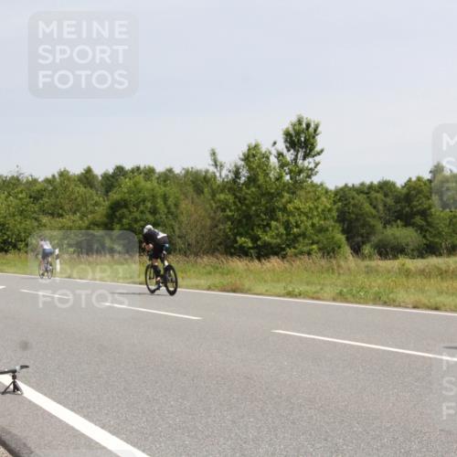 22.06.2025 - Viking Triathlon Yannick Fuchs http://msf.ph/oto/8077886 22.06.2025 12:04:52 Radfahren 9, 26, 80, 101, 272, 299, 362, 496 meine-sportfotos.de
