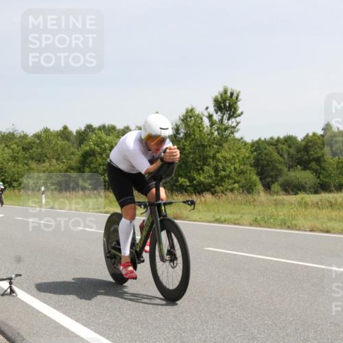 22.06.2025 - Viking Triathlon Yannick Fuchs http://msf.ph/oto/8077975 22.06.2025 12:05:14 Radfahren 37, 50, 197, 202, 205, 364, 474, 550 meine-sportfotos.de