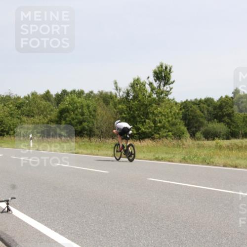 22.06.2025 - Viking Triathlon Yannick Fuchs http://msf.ph/oto/8078100 22.06.2025 12:05:45 Radfahren 47, 145, 158, 176, 368, 425, 485, 543, 637, 652 meine-sportfotos.de