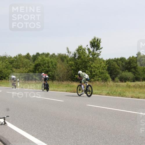 22.06.2025 - Viking Triathlon Yannick Fuchs http://msf.ph/oto/8078120 22.06.2025 12:05:46 Radfahren 145, 158, 176, 368, 425, 485, 543, 637 meine-sportfotos.de