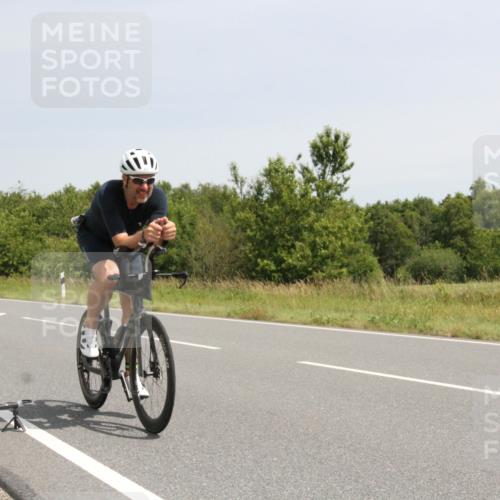22.06.2025 - Viking Triathlon Yannick Fuchs http://msf.ph/oto/8078191 22.06.2025 12:06:05 Radfahren 70, 88, 134, 177, 300, 304, 323, 447, 456 meine-sportfotos.de