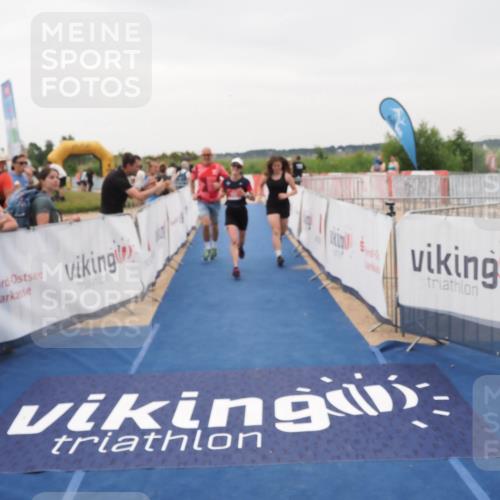 22.06.2025 - Viking Triathlon MichiJ http://msf.ph/oto/8078378 22.06.2025 16:03:06 Ziel 403, 650 meine-sportfotos.de