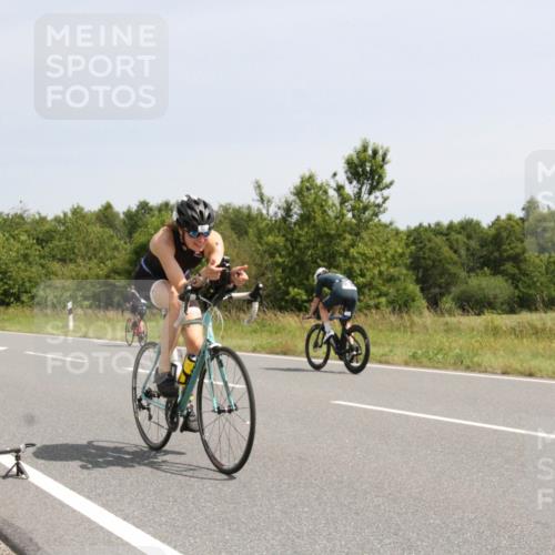 22.06.2025 - Viking Triathlon Yannick Fuchs http://msf.ph/oto/8078390 22.06.2025 12:07:18 Radfahren 3, 24, 143, 200, 469 meine-sportfotos.de
