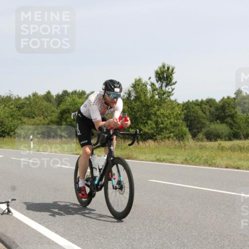 22.06.2025 - Viking Triathlon Yannick Fuchs http://msf.ph/oto/8078470 22.06.2025 12:07:53 Radfahren 396 meine-sportfotos.de