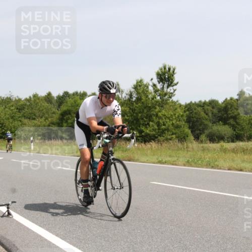 22.06.2025 - Viking Triathlon Yannick Fuchs http://msf.ph/oto/8078517 22.06.2025 12:08:13 Radfahren 29, 144, 228, 633 meine-sportfotos.de