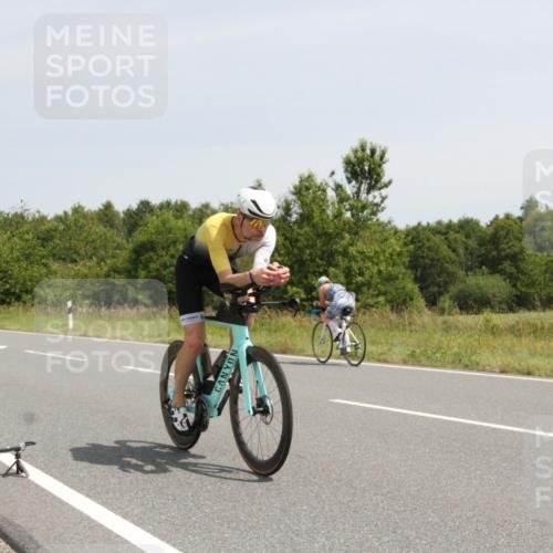 22.06.2025 - Viking Triathlon Yannick Fuchs http://msf.ph/oto/8078600 22.06.2025 12:08:29 Radfahren 91, 192 meine-sportfotos.de