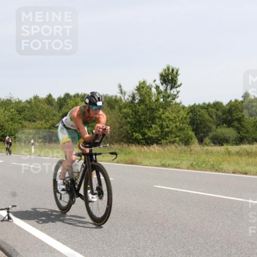 22.06.2025 - Viking Triathlon Yannick Fuchs http://msf.ph/oto/8078649 22.06.2025 12:08:51 Radfahren 99, 117, 162, 463, 632, 640 meine-sportfotos.de