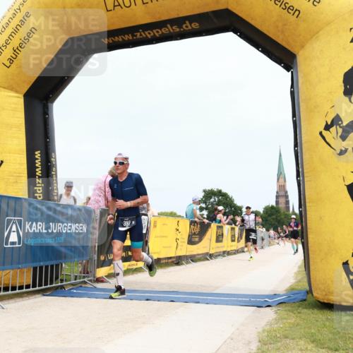 22.06.2025 - Viking Triathlon H.Heesch http://msf.ph/oto/8078684 22.06.2025 14:43:05 Laufen 284, 397, 495 meine-sportfotos.de