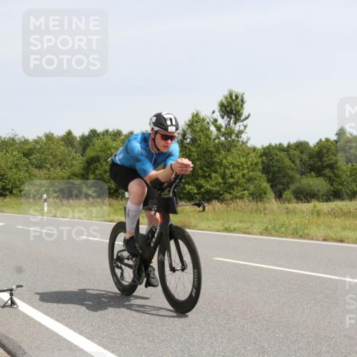 22.06.2025 - Viking Triathlon Yannick Fuchs http://msf.ph/oto/8078786 22.06.2025 12:09:59 Radfahren 298, 341, 366, 386, 437, 542 meine-sportfotos.de