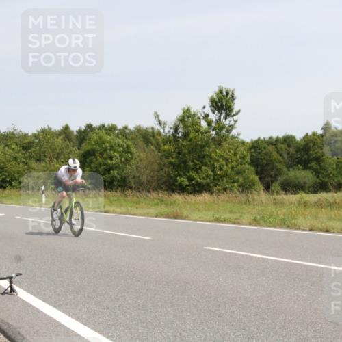 22.06.2025 - Viking Triathlon Yannick Fuchs http://msf.ph/oto/8078800 22.06.2025 12:10:01 Radfahren 298, 313, 366, 386, 437, 542 meine-sportfotos.de
