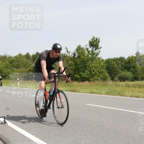 22.06.2025 - Viking Triathlon Yannick Fuchs http://msf.ph/oto/8078885 22.06.2025 12:10:36 Radfahren 23, 188, 306, 548, 662 meine-sportfotos.de