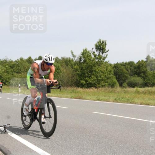 22.06.2025 - Viking Triathlon Yannick Fuchs http://msf.ph/oto/8078932 22.06.2025 12:10:50 Radfahren 106, 248, 267 meine-sportfotos.de