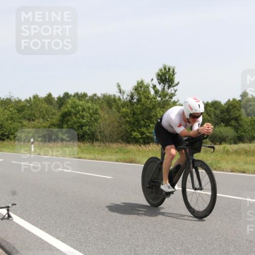22.06.2025 - Viking Triathlon Yannick Fuchs http://msf.ph/oto/8079036 22.06.2025 12:11:33 Radfahren 13, 235, 389, 521 meine-sportfotos.de