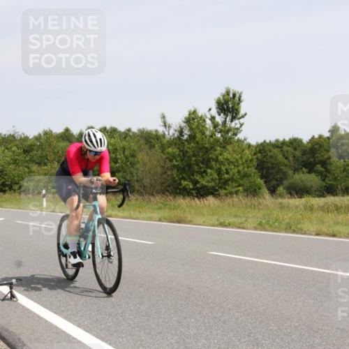 22.06.2025 - Viking Triathlon Yannick Fuchs http://msf.ph/oto/8079170 22.06.2025 12:12:51 Radfahren 93, 287, 473, 659 meine-sportfotos.de