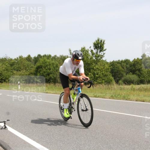 22.06.2025 - Viking Triathlon Yannick Fuchs http://msf.ph/oto/8079233 22.06.2025 12:13:33 Radfahren 8, 163, 281, 288, 311, 352, 487, 638, 660 meine-sportfotos.de