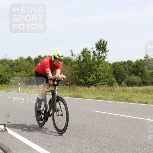 22.06.2025 - Viking Triathlon Yannick Fuchs http://msf.ph/oto/8079300 22.06.2025 12:13:52 Radfahren 180, 482 meine-sportfotos.de