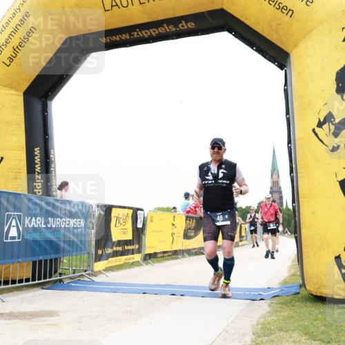 22.06.2025 - Viking Triathlon H.Heesch http://msf.ph/oto/8079406 22.06.2025 15:43:01 Laufen 39, 48, 501 meine-sportfotos.de