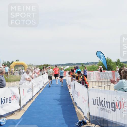 22.06.2025 - Viking Triathlon MichiJ http://msf.ph/oto/8079422 22.06.2025 14:18:52 Ziel 100, 272, 617 meine-sportfotos.de