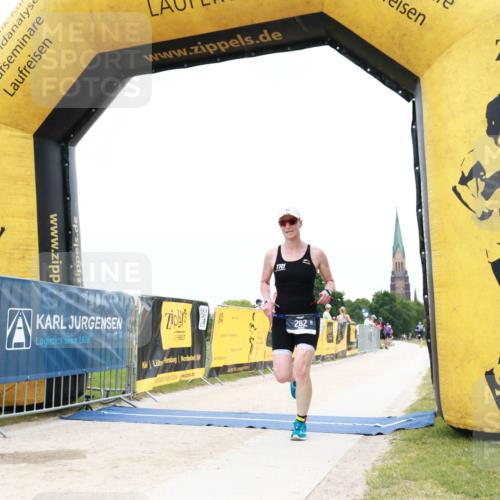22.06.2025 - Viking Triathlon H.Heesch http://msf.ph/oto/8079439 22.06.2025 15:43:24 Laufen 282 meine-sportfotos.de