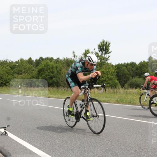 22.06.2025 - Viking Triathlon Yannick Fuchs http://msf.ph/oto/8079456 22.06.2025 12:14:56 Radfahren 72, 329, 353, 376, 411, 553 meine-sportfotos.de