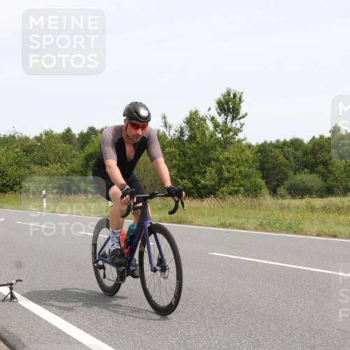 22.06.2025 - Viking Triathlon Yannick Fuchs http://msf.ph/oto/8079517 22.06.2025 12:15:31 Radfahren 22, 211, 275, 641 meine-sportfotos.de