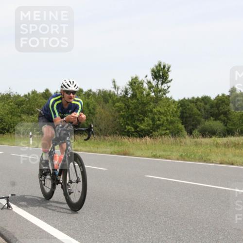 22.06.2025 - Viking Triathlon Yannick Fuchs http://msf.ph/oto/8079559 22.06.2025 12:15:55 Radfahren 41, 242, 370, 657 meine-sportfotos.de
