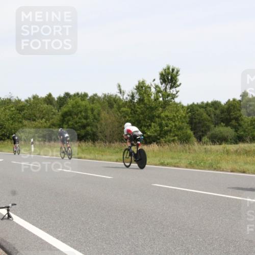 22.06.2025 - Viking Triathlon Yannick Fuchs http://msf.ph/oto/8079605 22.06.2025 12:16:08 Radfahren 95, 132, 229, 271, 284, 294, 359, 486, 510, 530 meine-sportfotos.de