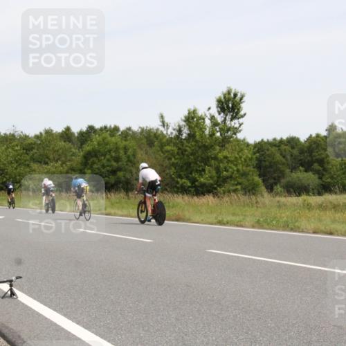 22.06.2025 - Viking Triathlon Yannick Fuchs http://msf.ph/oto/8079610 22.06.2025 12:16:09 Radfahren 30, 95, 132, 229, 271, 294, 331, 359, 486, 510 meine-sportfotos.de