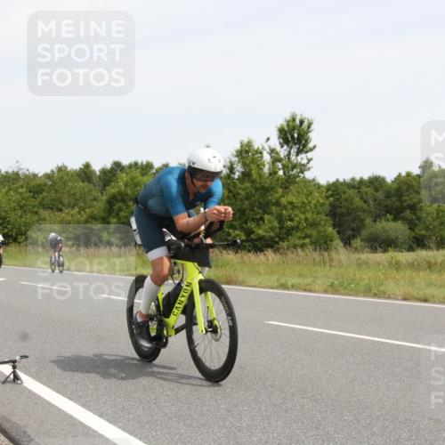 22.06.2025 - Viking Triathlon Yannick Fuchs http://msf.ph/oto/8079625 22.06.2025 12:16:11 Radfahren 30, 95, 132, 271, 331, 348, 359, 505 meine-sportfotos.de
