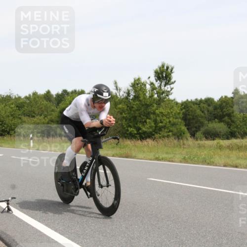 22.06.2025 - Viking Triathlon Yannick Fuchs http://msf.ph/oto/8079726 22.06.2025 12:17:05 Radfahren 1, 455, 527, 557 meine-sportfotos.de