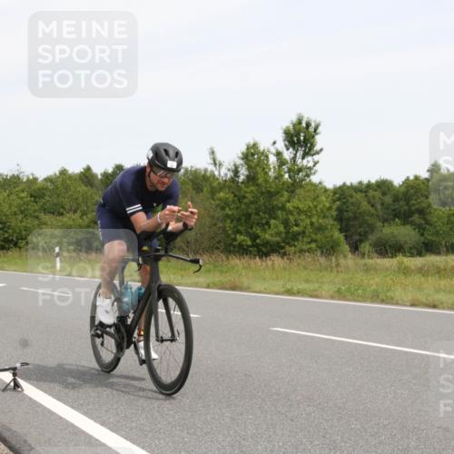 22.06.2025 - Viking Triathlon Yannick Fuchs http://msf.ph/oto/8079794 22.06.2025 12:17:38 Radfahren 44, 54, 156, 194, 220, 335, 357, 361, 639 meine-sportfotos.de