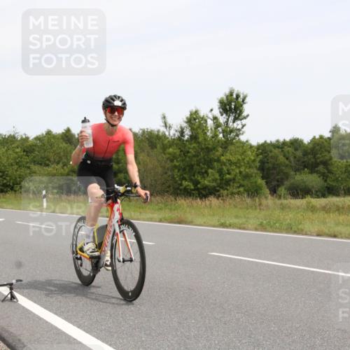 22.06.2025 - Viking Triathlon Yannick Fuchs http://msf.ph/oto/8079799 22.06.2025 12:17:39 Radfahren 44, 54, 58, 156, 194, 335, 357, 361, 639 meine-sportfotos.de