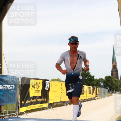 22.06.2025 - Viking Triathlon H.Heesch http://msf.ph/oto/8079827 22.06.2025 12:42:14 Laufen 6 meine-sportfotos.de