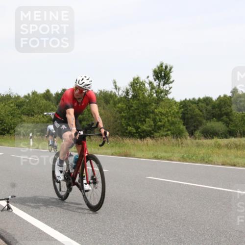 22.06.2025 - Viking Triathlon Yannick Fuchs http://msf.ph/oto/8079835 22.06.2025 12:17:46 Radfahren 45, 58, 214, 357, 414, 464, 488, 511, 639 meine-sportfotos.de