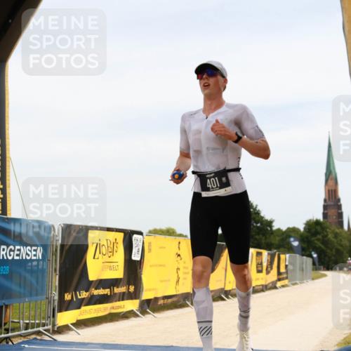 22.06.2025 - Viking Triathlon H.Heesch http://msf.ph/oto/8079851 22.06.2025 12:43:56 Laufen 401 meine-sportfotos.de