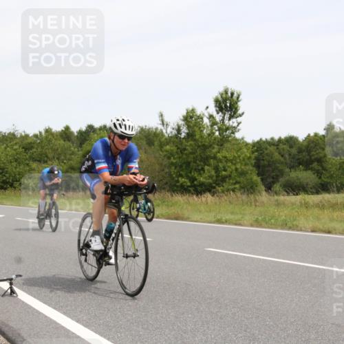 22.06.2025 - Viking Triathlon Yannick Fuchs http://msf.ph/oto/8079852 22.06.2025 12:17:50 Radfahren 45, 214, 414, 464, 488, 492, 509, 511, 653 meine-sportfotos.de