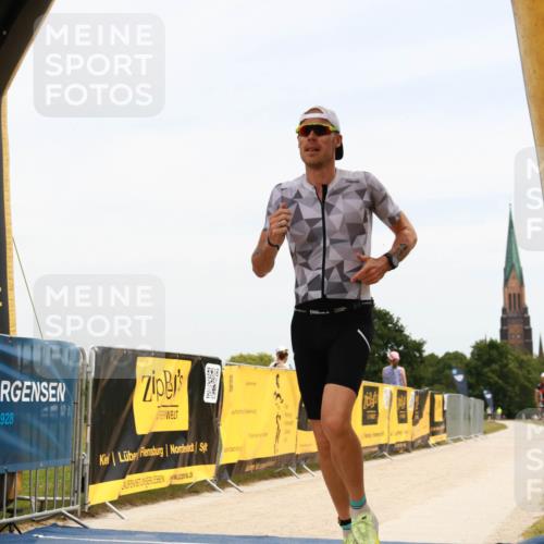 22.06.2025 - Viking Triathlon H.Heesch http://msf.ph/oto/8079946 22.06.2025 12:48:45 Laufen 485 meine-sportfotos.de