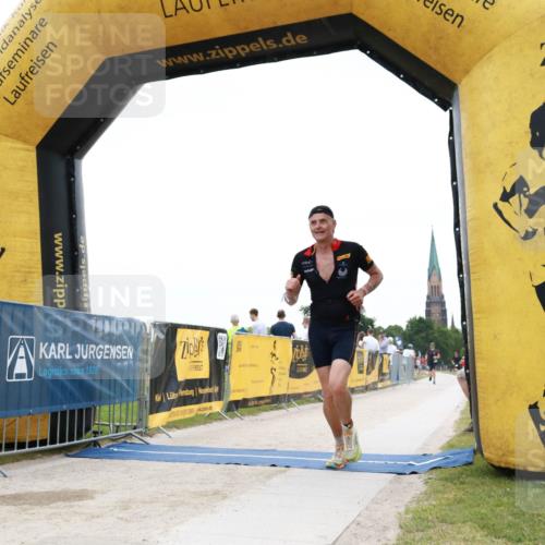 22.06.2025 - Viking Triathlon H.Heesch http://msf.ph/oto/8080045 22.06.2025 16:02:34 Laufen 102, 471, 490 meine-sportfotos.de