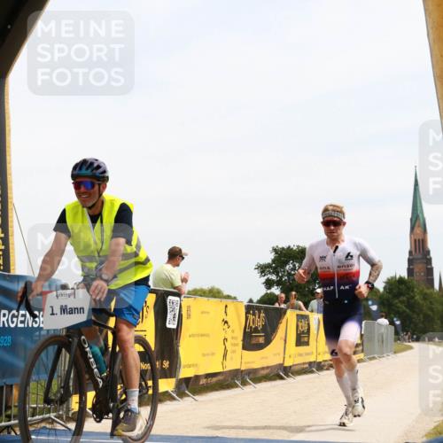 22.06.2025 - Viking Triathlon H.Heesch http://msf.ph/oto/8080086 22.06.2025 12:56:30 Laufen 4 meine-sportfotos.de