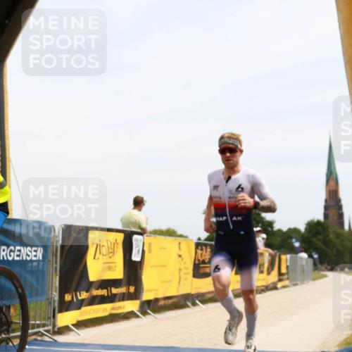 22.06.2025 - Viking Triathlon H.Heesch http://msf.ph/oto/8080092 22.06.2025 12:56:30 Laufen 4 meine-sportfotos.de